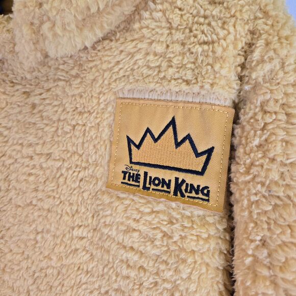 Disney The Lion King Crown Fur Hoodie Broadway Merch NWT Youth Medium - Picture 5 of 9